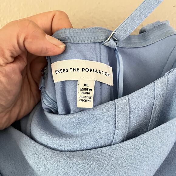 Dress the Population Mealnia Off-the-shoulder dress - Picture 8 of 11